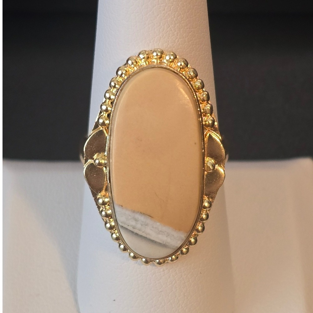 Unbranded Cocktail Ring Womens Size 8.5 Gold Tan Oval Jasper Vintage Style Stone